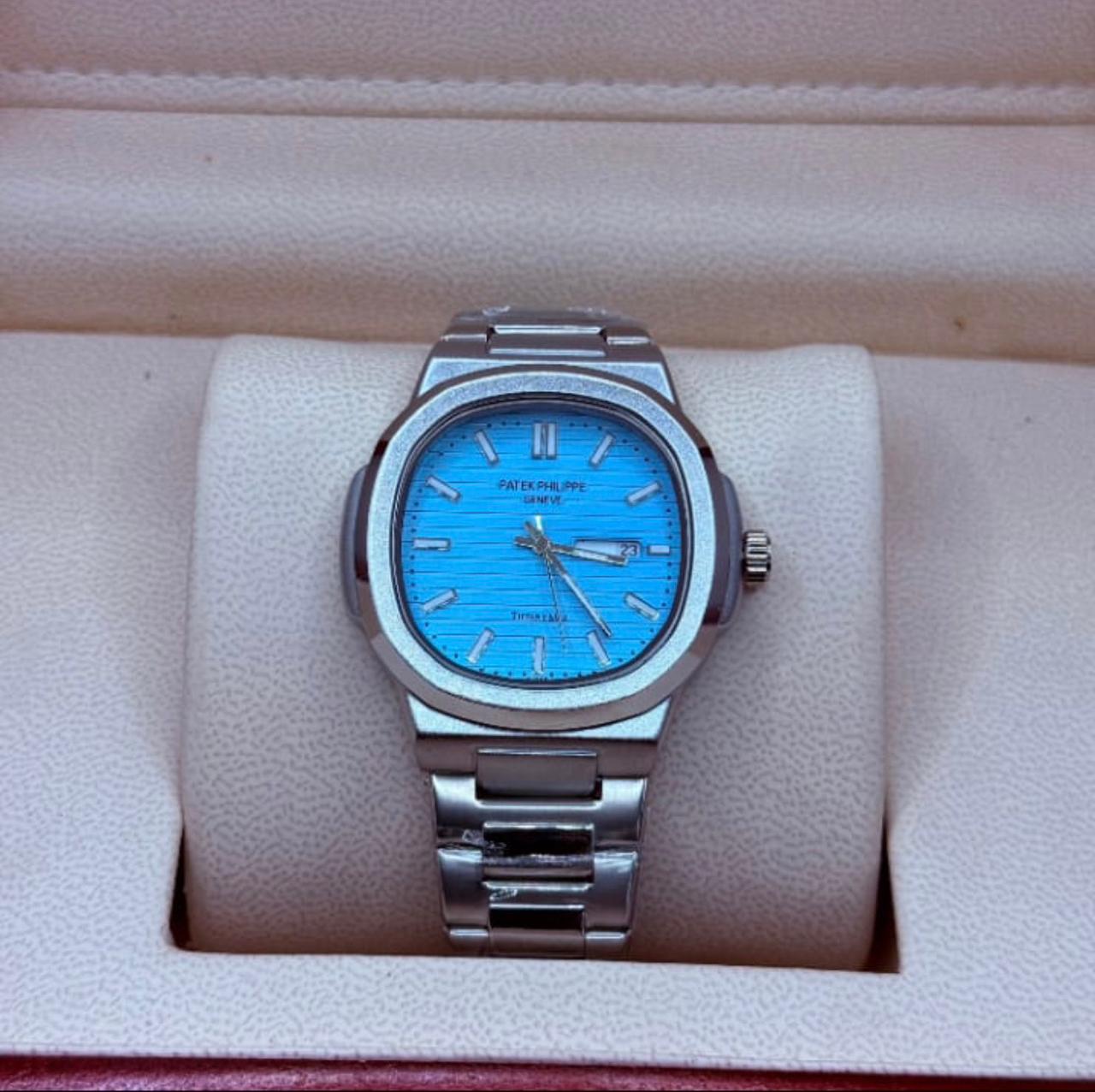 E.SIGNATURE PATEK PHILIPPE NAUTILS