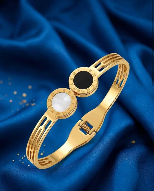 E.SIGNATURE PREMIUM GOLD PLATED BUTTERFLY & FLORAL CHARM BANGLE NEW DESGINS FOR GIRLS